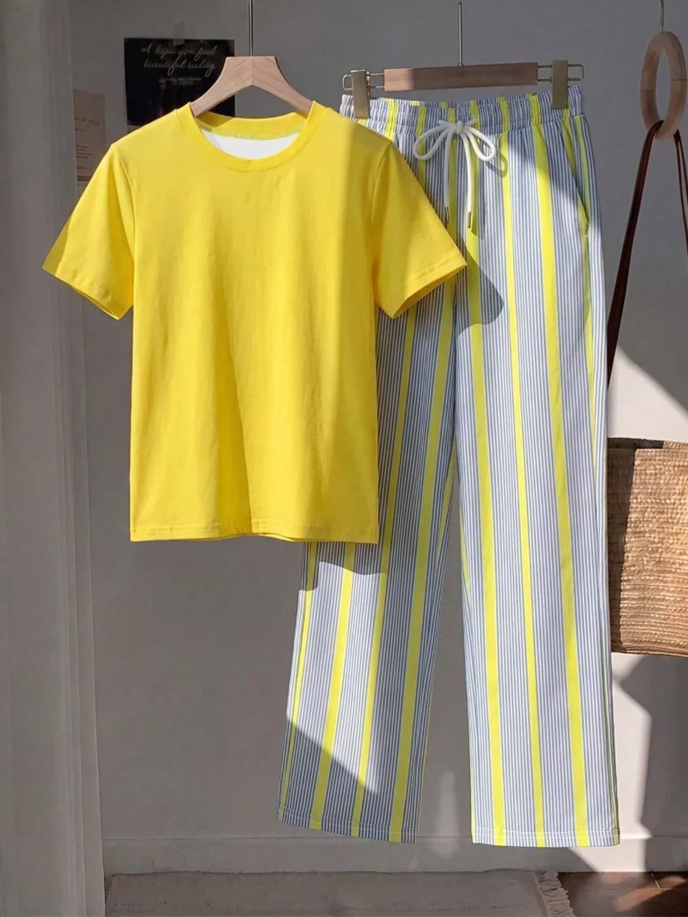 Multicolor Casual Women's Short Sleeve Top & Striped Pants Set